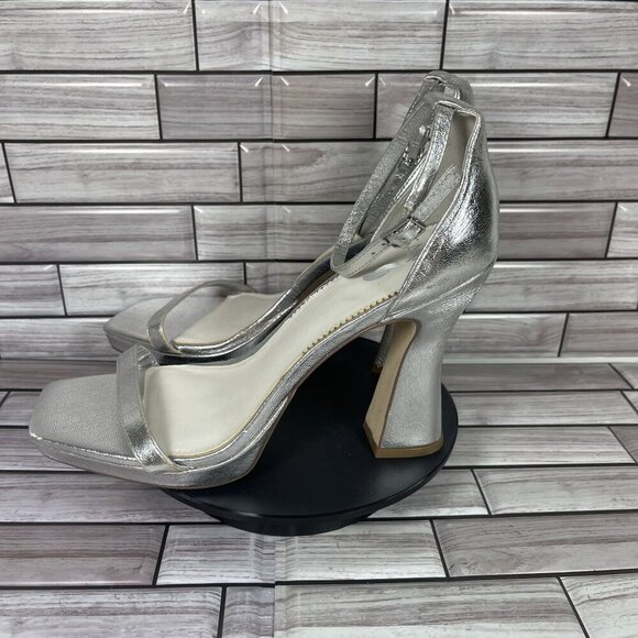 Sarto Women's Silver Square Toe Block Heel Dolores Dress Sandal Size 10-NEW - Picture 3 of 9